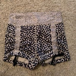 lulu lemon shorts
